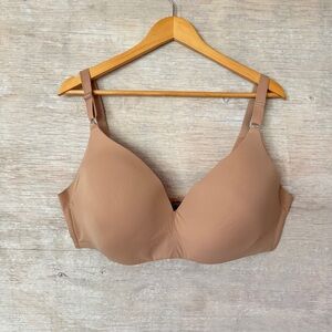 La Vie En Rose Sleekback Nude Bra